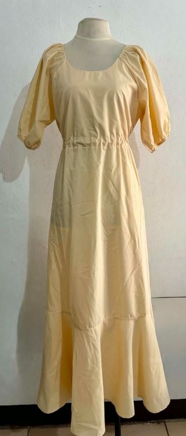 Pale Yellow Maxi Dress (Category: Dresses) located in Manila. Submitted by hyper.hertz. (Listing ID 1463019671, Image 1). Description: - Adorable yellow maxi dress - Features a flattering square neckline - Stylish puff sleeves - Adjustable drawstring at the waist for a customized fit Negotiations are available.