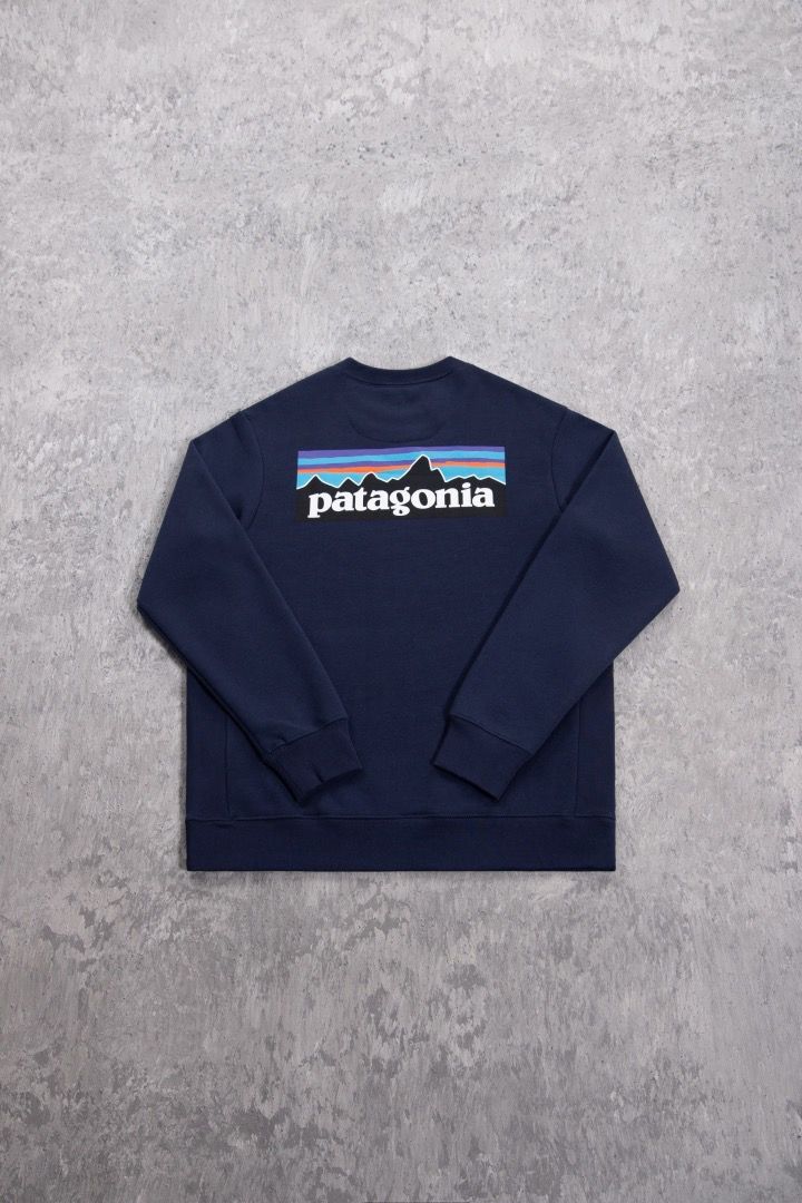 Patagonia Hoodie 巴塔P26山峰衛衣男女同款 （分類：衛衣）位於 Hong Kong。 由 chrstudio 提交（商品編號 1463007255，圖片 1）。簡介： 顏色：黑色 米白色 藏青色 灰色 Size：S-XL 。