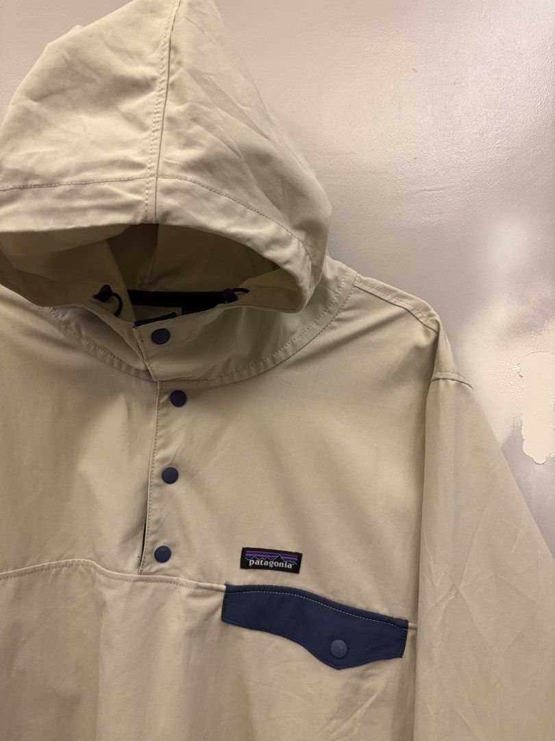 Patagonia Men’s Maple Grove Snap-T Pullover light beige shade waterproof jacket. (Category: Coats, Jackets and Outerwear) located in General Santos City (Dadiangas). Submitted by a.rt.eyes (Listing ID 1463079529, Image 3). Description: Patagonia Men’s Maple Grove Snap-T Pullover light beige shade waterproof jacket. Size large on tag Dimension width 25 length 31 Excellent condition with no issues Color rate 10/10 Authentic Location general santos 