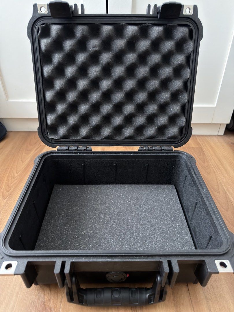 Pelican 1400 Case Black Protective Hard Case (Category: Luggage) located in Quezon City. Submitted by bschu (Listing ID 1462951644, Image 3). Description: - Pelican 1400 case - Includes foam padding - Excellent for protecting equipment - Latches are in good working condition - Sturdy handle - Ready for its next owner.