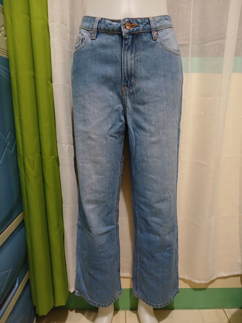 Penshoppe jeans (Category: Jeans) located in Naguilian. Submitted by impulsive.buyer02 (Listing ID 1463015366, Image 2). Description: medium.