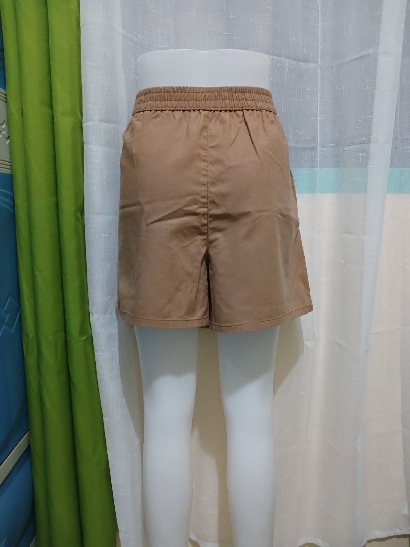Penshoppe skort (Category: Other Bottoms) located in Naguilian. Submitted by impulsive.buyer02 (Listing ID 1463017046, Image 3). Description: large.