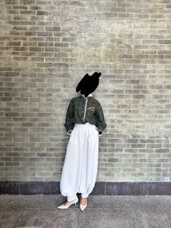 (Category: ) located in . Submitted by missnhka (Listing ID 1462898899, Image 1). Description: .