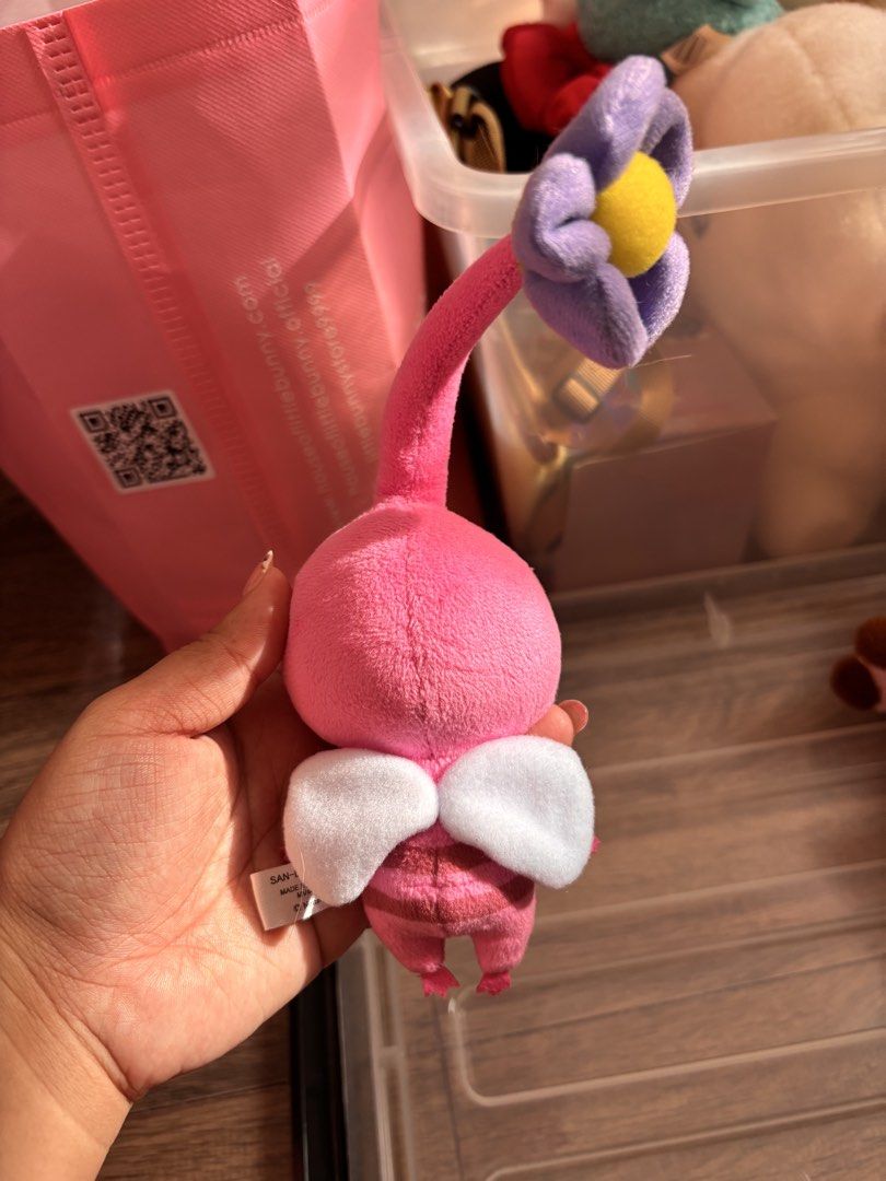 Pikmin Pink Flower Plush Toy (Category: Plushies & Soft Toys) located in Bulacan. Submitted by littletrinks (Listing ID 1462967545, Image 3). Description: .