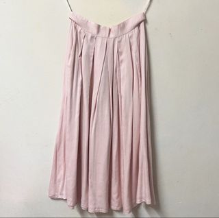 (Category: ) located in . Submitted by lovewith.preloved (Listing ID 1462898753, Image 1). Description: .