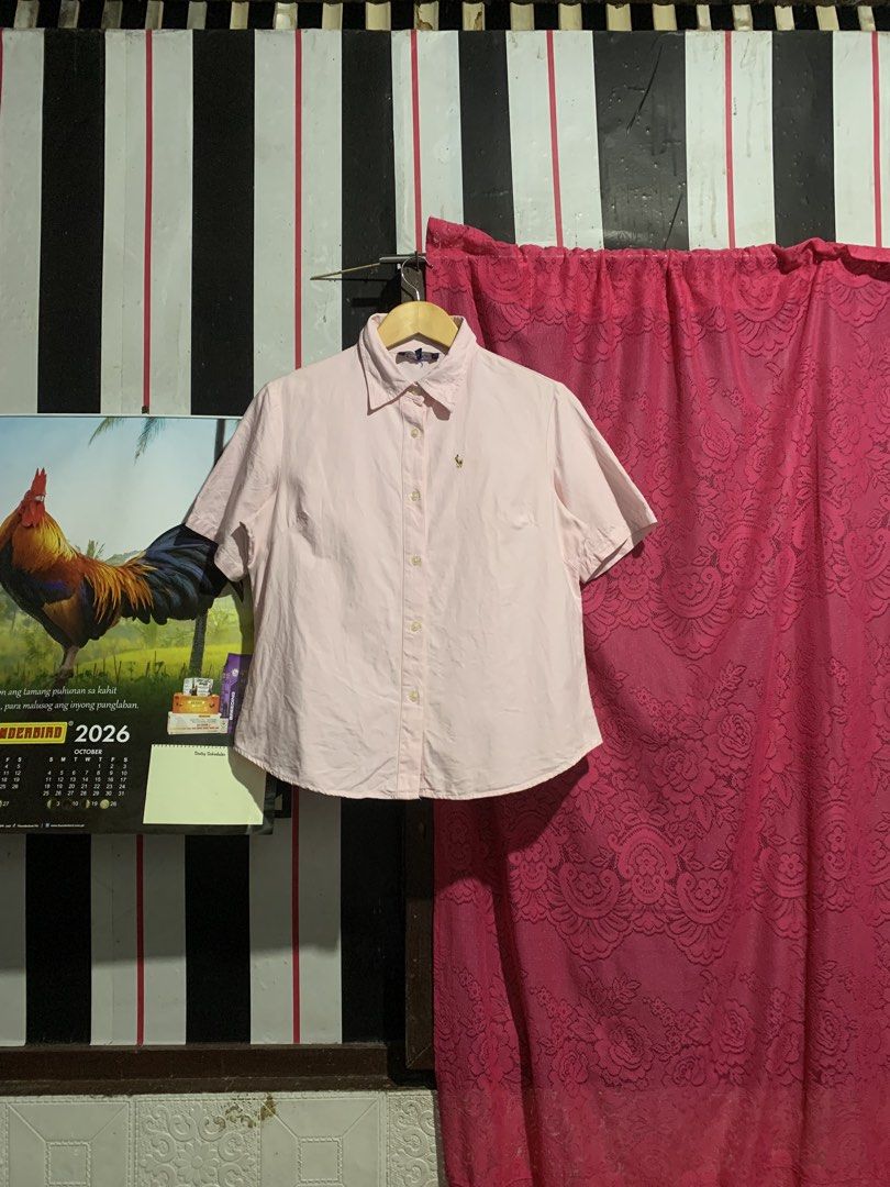Pink Ralph Lauren Short-sleeve Button down (Category: Tshirts & Polo Shirts ) located in Iligan City. Submitted by kierrehv (Listing ID 1463073512, Image 1). Description: Pink Ralph Lauren Short-sleeve Button down 9.2/10 cr 20x24.5 Minimal stains (Need wash) No issues.