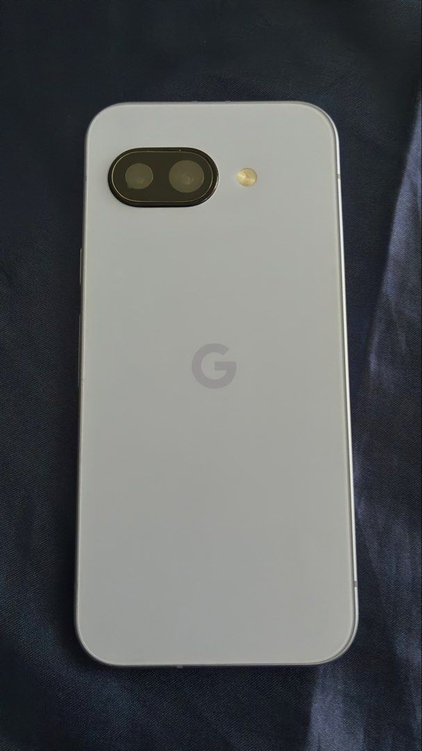 Pixel 9a 128GB (Category: Google Pixel) located in Manila. Submitted by chitchirya (Listing ID 1462992539, Image 2). Description: Pixel 9a 128GB 100% BH Openline With original box and cases, no cord. No issues Pick up at my place in Makati.