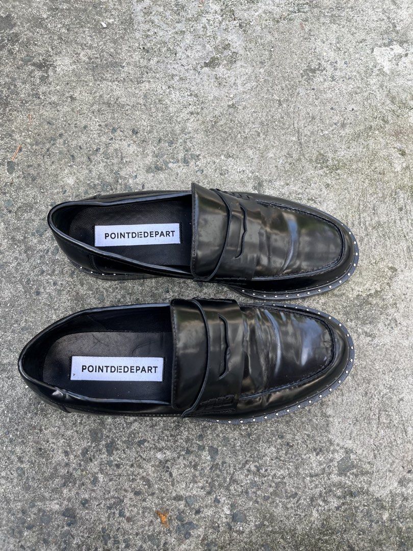 Point De Part Archive Calf leather studs loafer (Category: Loafers) located in Cavite. Submitted by kulotjunks (Listing ID 1462968377, Image 3). Description: Point De Part Archive Calf leather studs loafer Size: 39 Excellent Condition 🏷️ Price: ₱1880 .