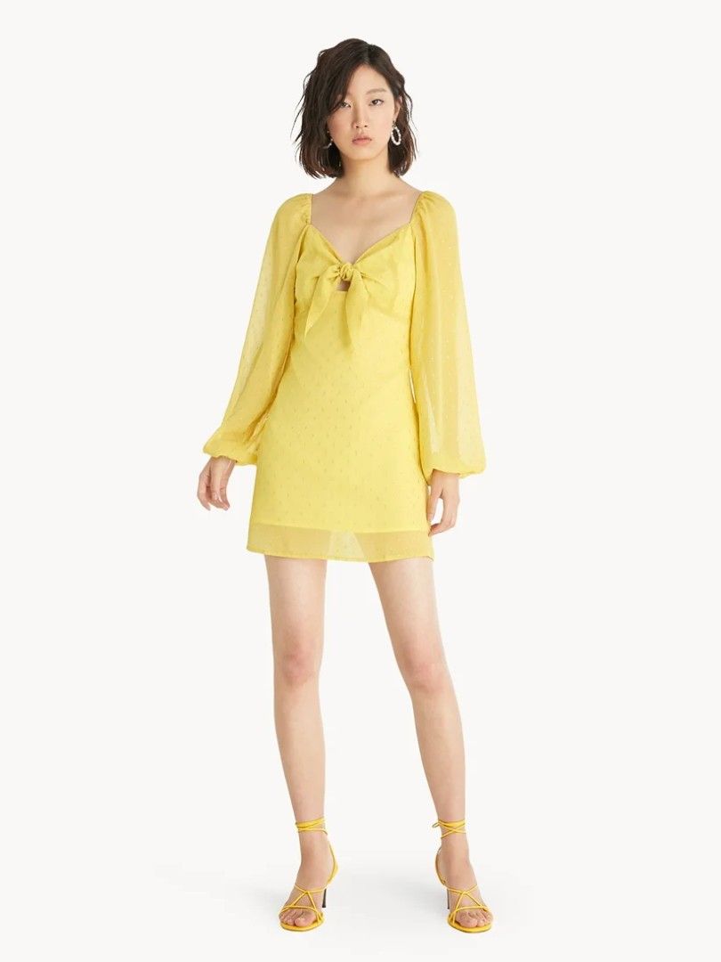 Pomelo Mini Front Bow Yellow Dress (Category: Dresses) located in Pagudpud. Submitted by altheacee063978 (Listing ID 1463096544, Image 1). Description: .