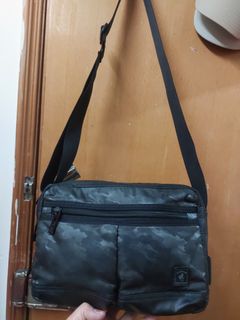 （分類：）位於 。 由 angelornop45039 提交（商品編號 1462935369，圖片 1）。簡介： 。