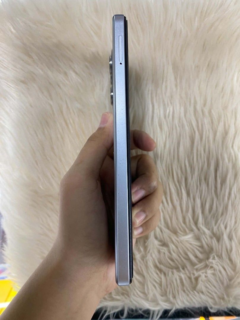 POVA 7 256GB (Category: Android Others) located in Quezon City. Submitted by mena979 (Listing ID 1462945346, Image 3). Description: •complete inclusions •NO issues •all working •minor case mark only .
