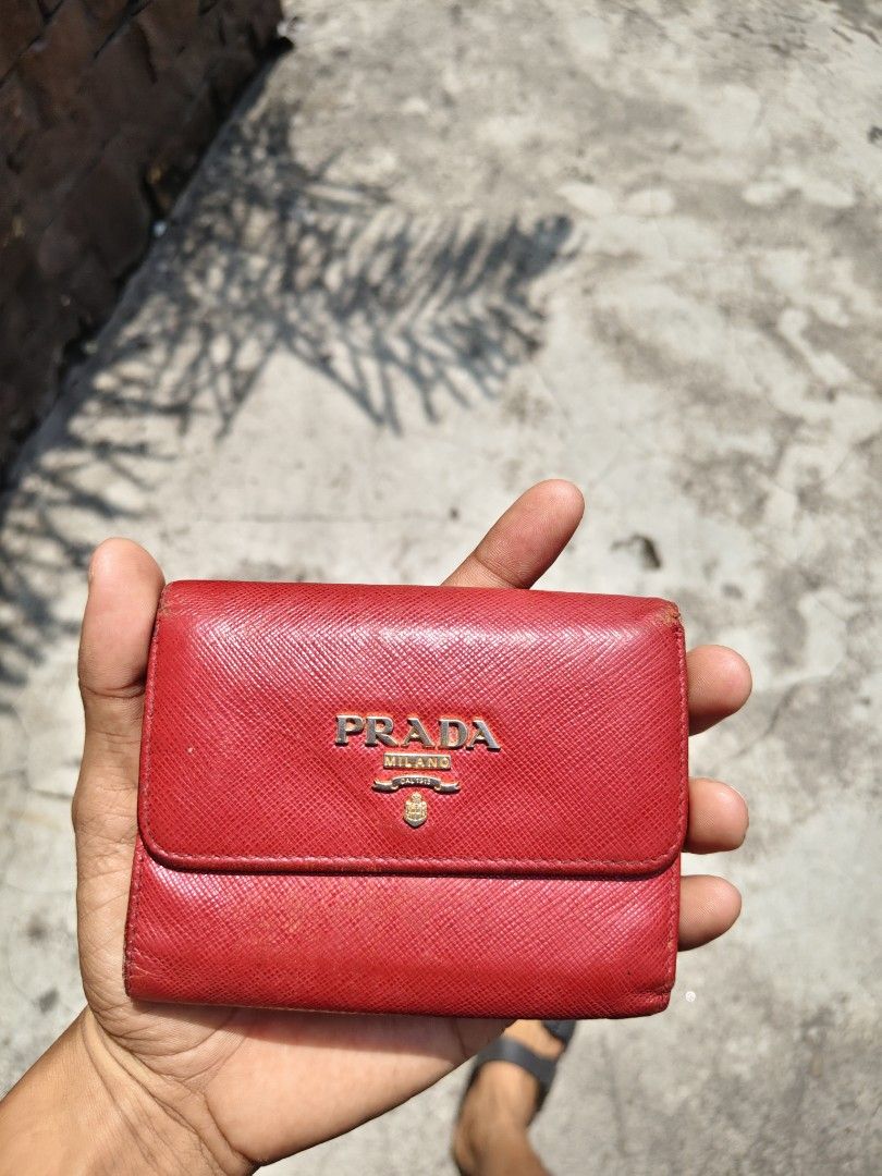PRADA WALLET (Category: Luxury Bags & Wallets) located in Tacloban City. Submitted by solothriftfinds (Listing ID 1462913409, Image 1). Description: PRADA WALLET GOOD CONDITION.