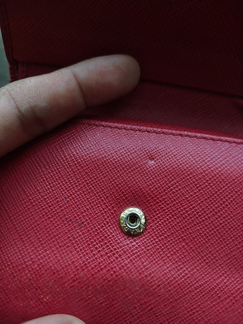 PRADA WALLET (Category: Luxury Bags & Wallets) located in Tacloban City. Submitted by solothriftfinds (Listing ID 1462913409, Image 2). Description: PRADA WALLET GOOD CONDITION.