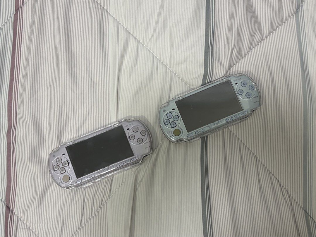 PSP 2000 (Category: Others) located in Santa Rosa. Submitted by game-lane13 (Listing ID 1463092766, Image 2). Description: FS: PSP 2000 1 Black 1 Mint Green 1 Lavender 1 Red No Issue at all Crispy Buttons Smooth gameplay 32gb full of games 6.61 ARK-4 cIPL Includes with Charger Clear case New Battery Screen Protector Can do meet up in nearby areas Delivery: Lalamove, J&T, LBC (Shoulder ni Buyer) Can do COP/COD via LBC (If willing to add).