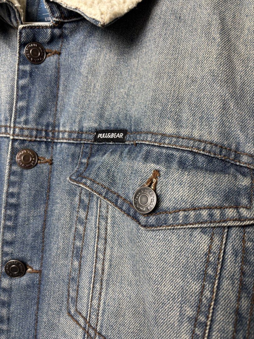 Pull & Bear Sherpa Denim Trucker Jacket (Category: Coats, Jackets and Outerwear) located in Mandaluyong City. Submitted by fellas_ph (Listing ID 1463050931, Image 3). Description: Excellent condition No issues Size XL on tag 23" Width 27" Length.