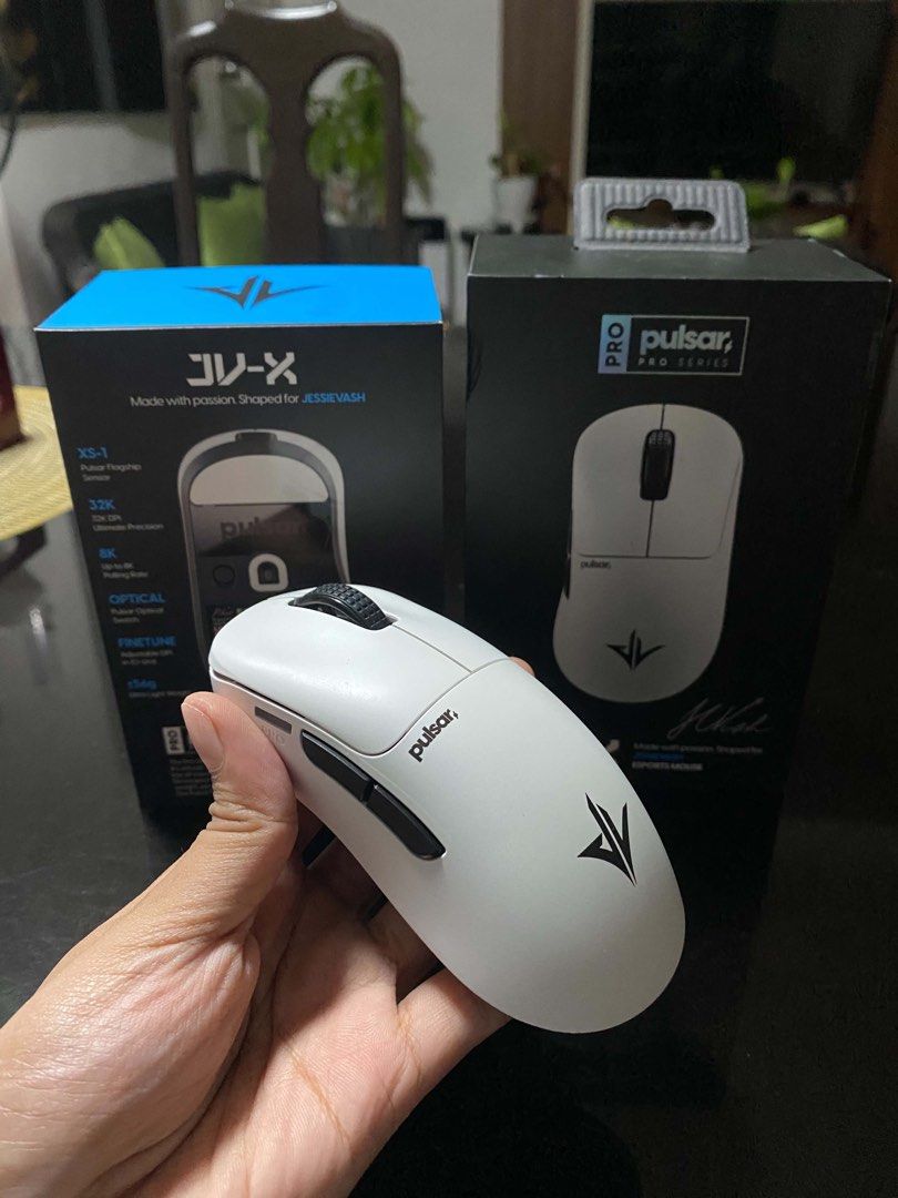 Pulsar JV-X Pro Series Gaming Mouse (Category: Mouse & Mousepads) located in Mandaluyong City. Submitted by by.alfred (Listing ID 1462989165, Image 2). Description: RFS: used for a while but didnt like the shape.