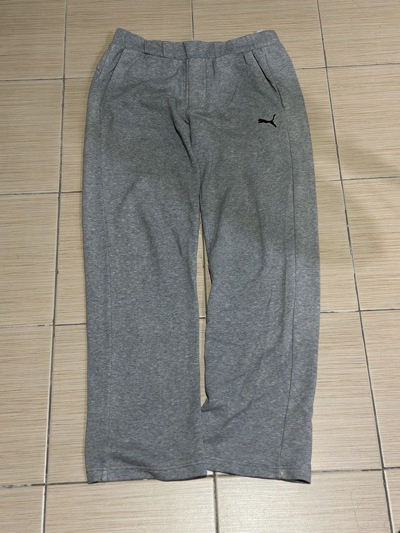 puma gray sweatpants (Category: Joggers) located in Manila. Submitted by ershoudian (Listing ID 1463069408, Image 1). Description: dimensions posted .