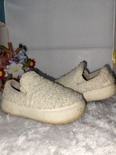 (Kategori: ) berada di . Dikirim oleh thrifting_corner (ID iklan 1463084935, Gambar 1). Deskripsi: .