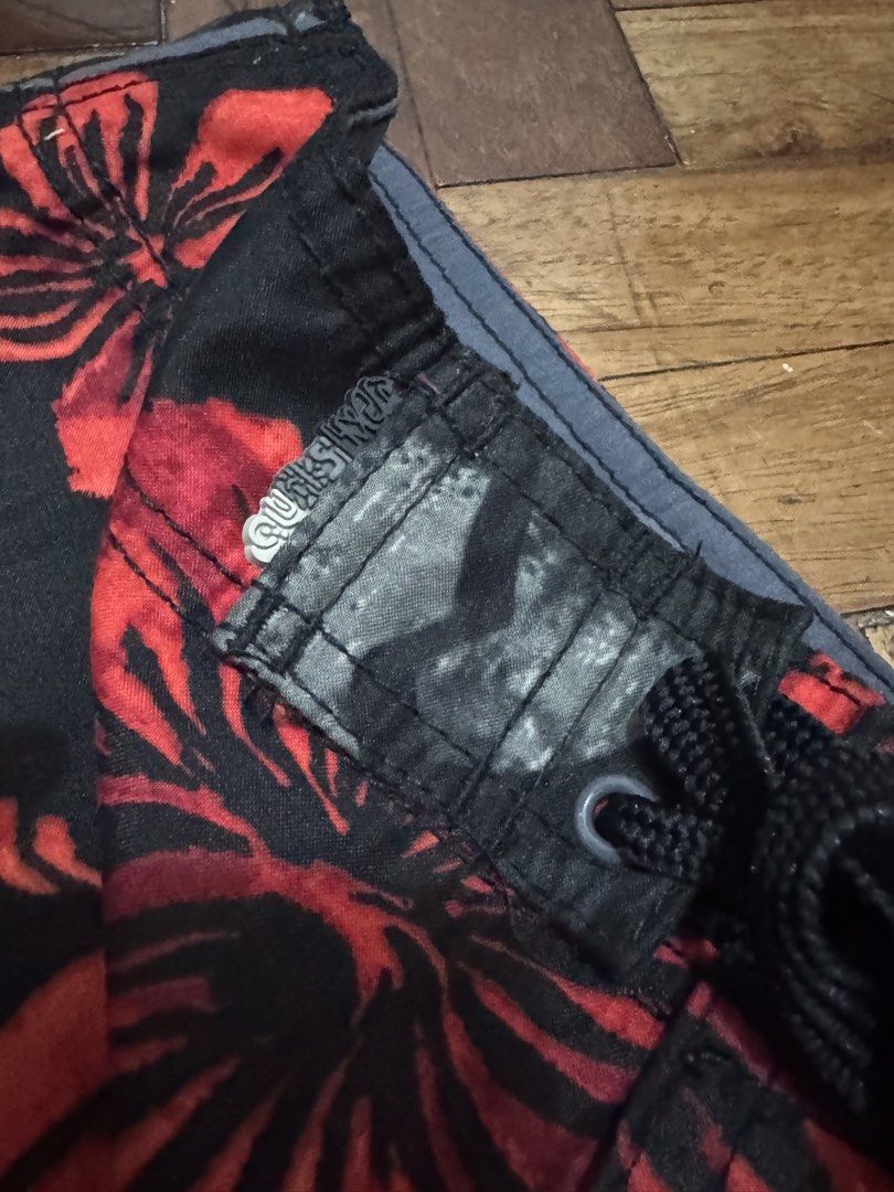Quiksilver Board Shorts (Category: Swim Trunks & Board Shorts) located in Manila. Submitted by mabuhaymiles (Listing ID 1463037512, Image 3). Description: Fits size 27-29.