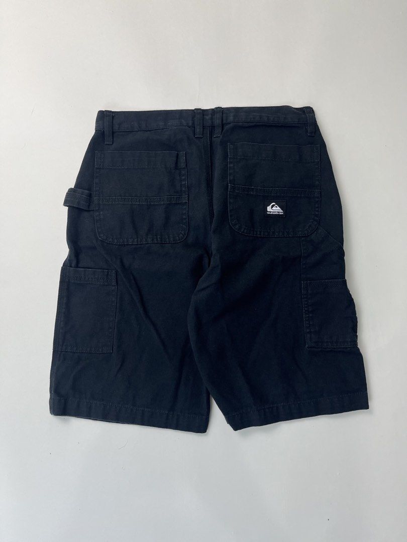 Quiksilver Shorts (Category: Shorts) located in Makati City. Submitted by ufcknwthbst (Listing ID 1463018497, Image 2). Description: 19 inch length 9.5/10 condition No issue.