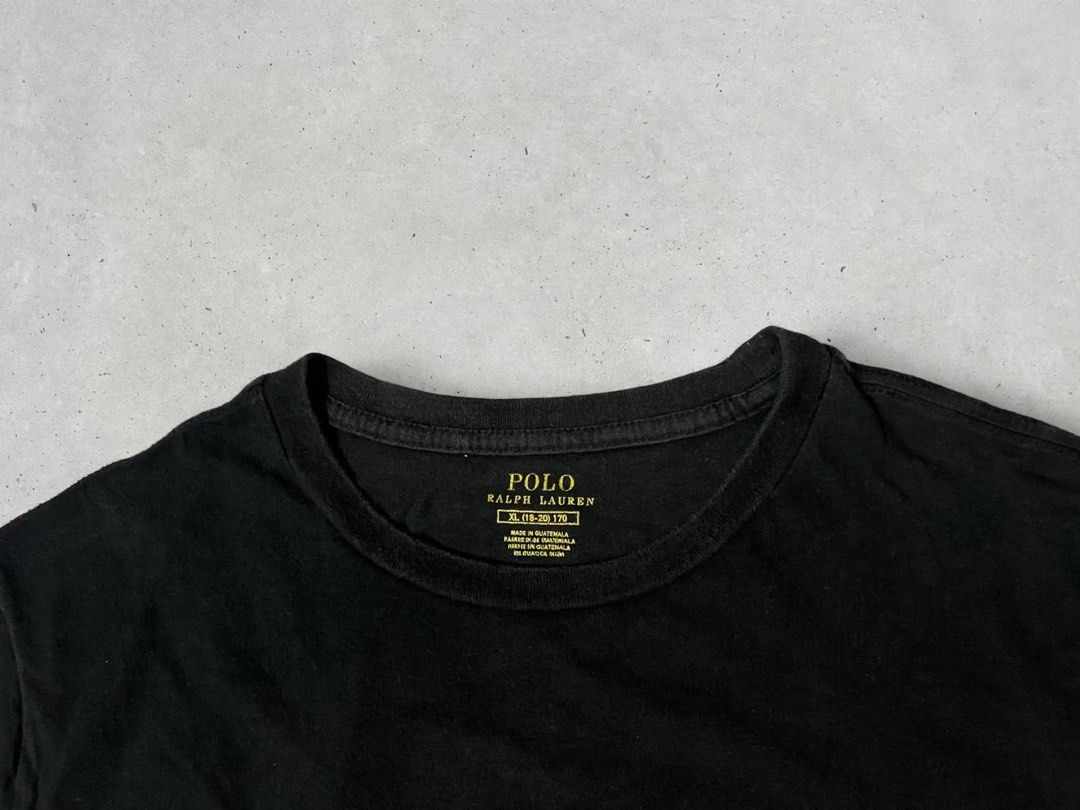 RALPH LAUREN TEE (Category: Tshirts & Polo Shirts ) located in Bacolod City. Submitted by bcdapparelshop (Listing ID 1462998868, Image 3). Description: FS! RALPH LAUREN TEE GOOD CONDITION CR: 8.5/10 (NECK PART ONLY) ISSUE: MINIMAL SUNFADE NECKPART 20x27 249+SF 📍NEGROS OCCIDENTAL.