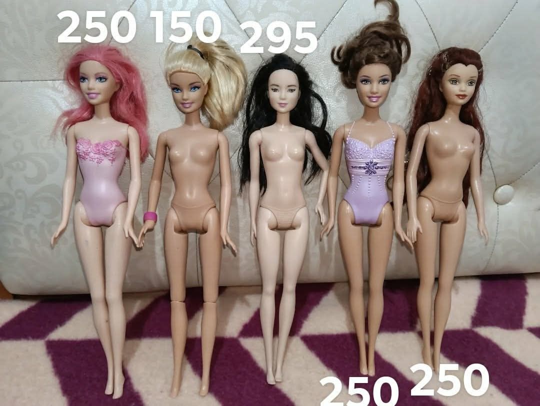 Random barbie mattel (Category: Announcements) located in Angono. Submitted by lala_tan (Listing ID 1463086110, Image 3). Description: Nasa picture na po ang price nila Payment For shipping details Name: Contact: Address: ❗No rush shipping (JNT) ❗ Lalamoves For payment Gcash Maya Gotyme Union Bank Security bank Maribank Lalaine tan 09708685988.