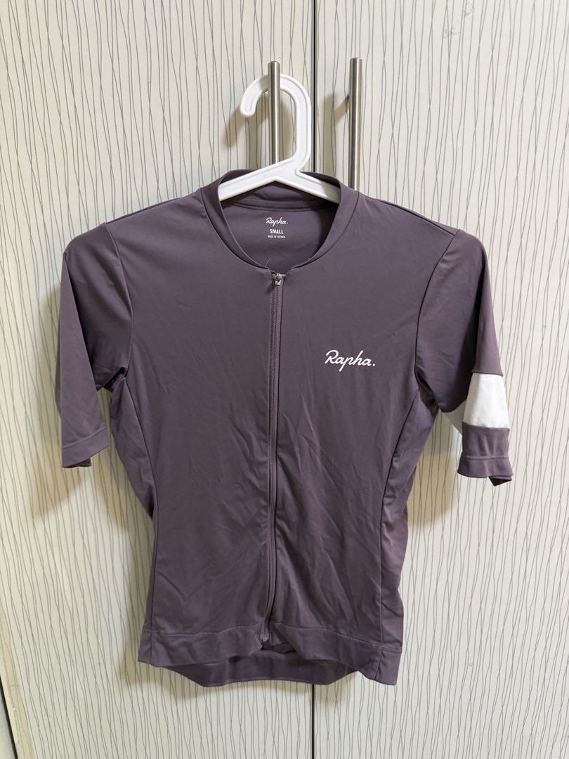 Rapha Cycling Jersey Size Small Purple (Category: Activewear) located in Manila. Submitted by beanie6908 (Listing ID 1463008817, Image 1). Description: - Rapha cycling jersey - Size: Small - 3/4 sleeves with white cuff accents - Full zip front - Ideal for cycling.
