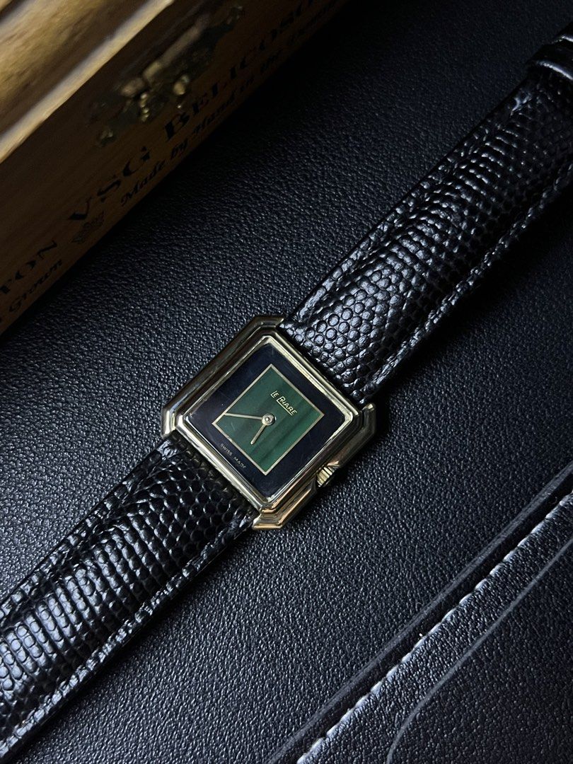 Rare Vintage Le Phare (Category: Men's Watches) located in Quezon City. Submitted by phcrisis (Listing ID 1462912001, Image 1). Description: Rare Vintage Le Phare Swiss Made Manual Winding 26.5mm Case 26mm Lug to Lug 7mm case height Works perfect condition 8,500.