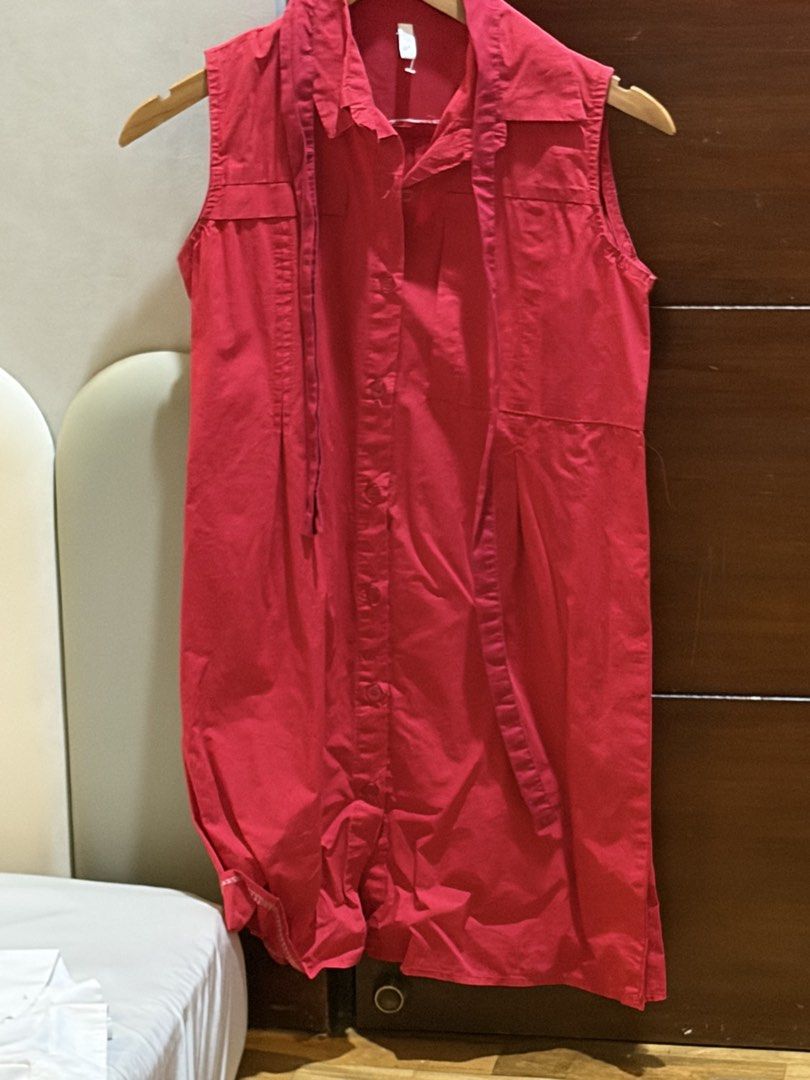 Red button down sleeveless dress with belt small (Category: Dresses) located in Manila. Submitted by chandleria (Listing ID 1463048056, Image 1). Description: Very pretty sleeveless dress button down with free belt.
