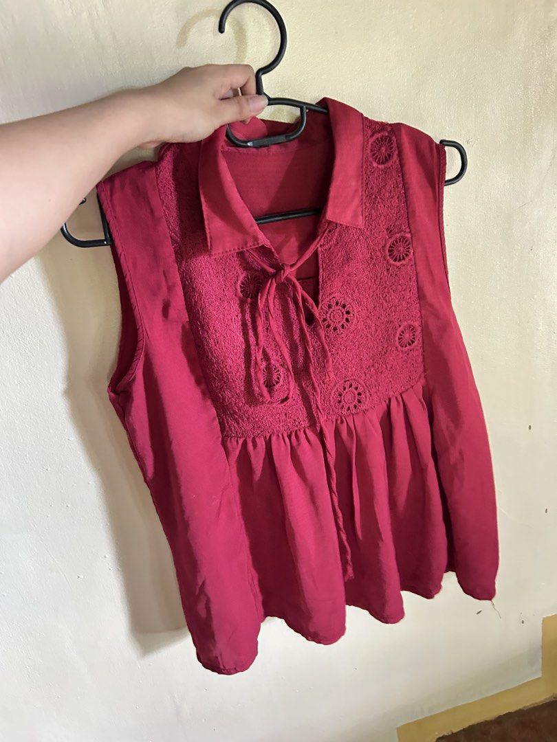 Red top (Category: Others Tops) located in Alaminos. Submitted by angelsnoow (Listing ID 1462927297, Image 2). Description: .