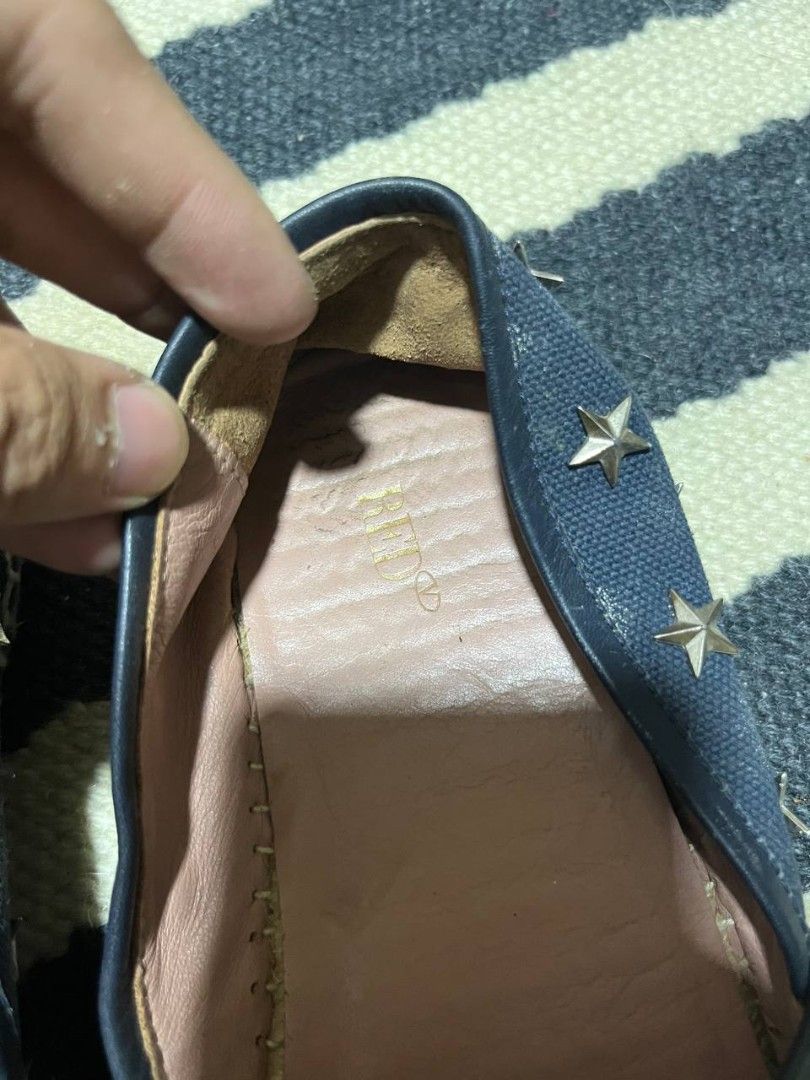RED Valentino Star Studded Canvas Espadrilles. (Category: Flats & Sandals) located in Quezon City. Submitted by michypeachyy1 (Listing ID 1463043047, Image 3). Description: 1400 plus shipment only size 38.