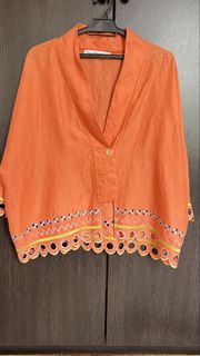 (Category: ) located in . Submitted by wfa.wardrobe (Listing ID 1462901694, Image 1). Description: .