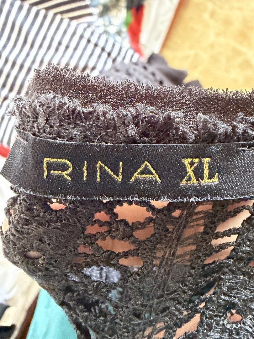 Rina black long-sleeve blouse (Category: Blouses) located in Santol. Submitted by lululane (Listing ID 1462952803, Image 3). Description: .