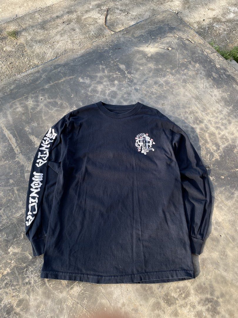 Rip City Skates Santa Monica Tee (Category: Tshirts & Polo Shirts ) located in Tagum. Submitted by yj-repethrift (Listing ID 1463079679, Image 1). Description: Dimes : 19x27x19 Condition : Great Condition Color Rate : 9/10 Issue : No issue Need Wash.