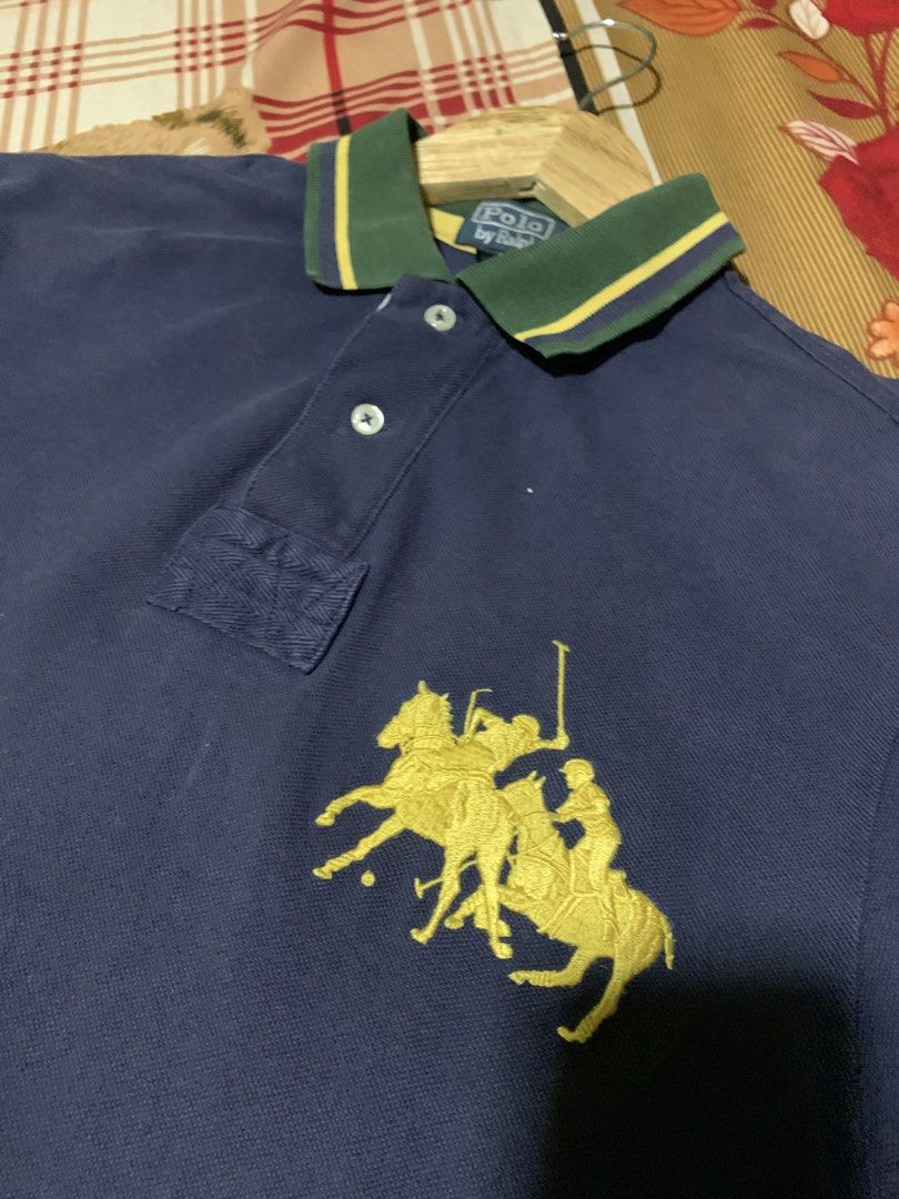 RL POLO GOOD CONDI (Category: Tshirts & Polo Shirts ) located in Quezon. Submitted by jaydrakethrift (Listing ID 1463039786, Image 2). Description: ISSUE ONE PIN HOLE COLOR RATE 9/10 DIMES W21 L29 .