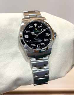 (Category: ) located in . Submitted by windliew89_allwatches (Listing ID 1462984943, Image 1). Description: .