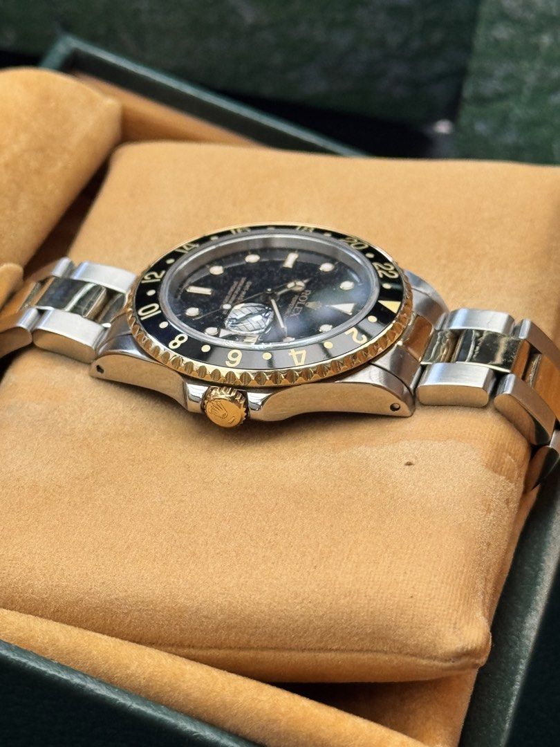 Rolex GMT-Master II Two-Tone (Category: Luxury Watches) located in Makati City. Submitted by philswisswatches (Listing ID 1462920162, Image 3). Description: 16713 R Serial(1988) 8.5/10 Overall Comes with box, service paper, hangtag and 11 links Patina/oxidation on the dial Keeping good time and power reserve Qc/Marikina Thanks.