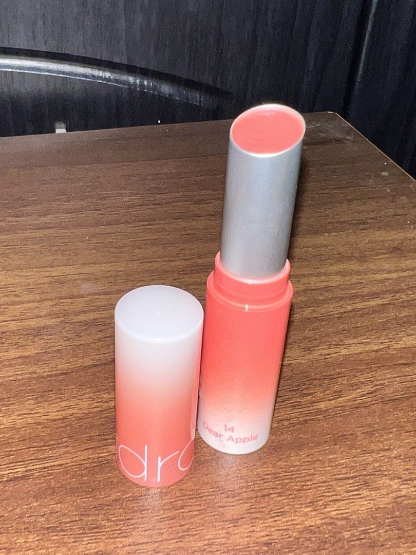 Romand glasting balm set (Category: Makeup) located in Las Pinas. Submitted by 0i.k7 (Listing ID 1463096715, Image 3). Description: good as new swatched only. (hand) 2x used romand glasting balm.
