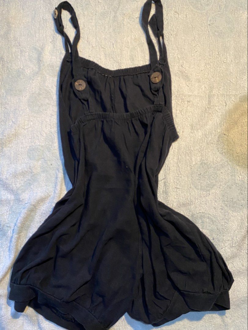 Romper Black Cute (Category: Rompers) located in Mapandan. Submitted by elavee (Listing ID 1463092397, Image 1). Description: .