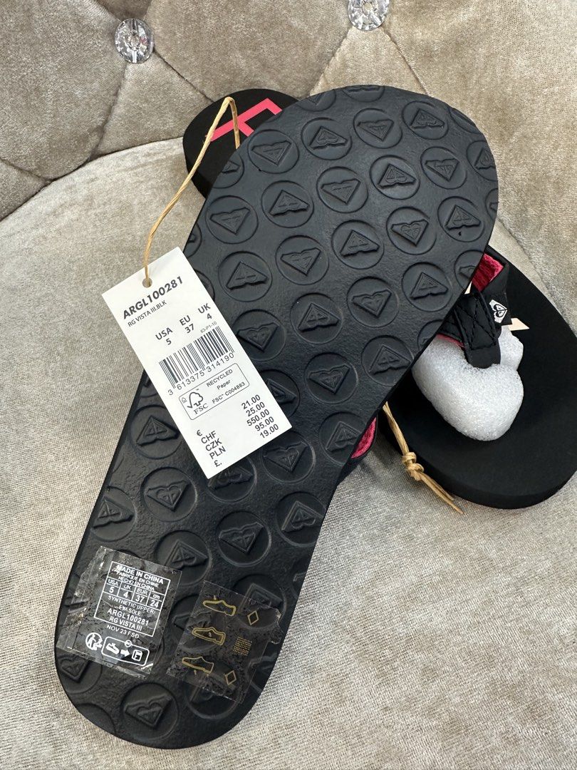 ROXY （分類：拖鞋）位於 Hong Kong。 由 long_long215 提交（商品編號 1462974042，圖片 3）。簡介： 外貨原單正品。