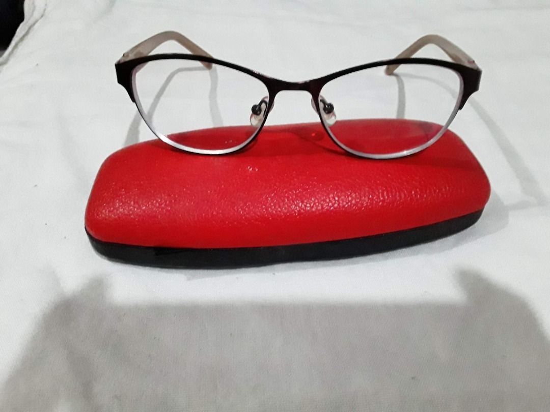 Authentic ROXY Cat Eye Preloved Eyeglasses (Like New) (Category: Sunglasses & Eyewear) located in Marikina City. Submitted by rogaepupa (Listing ID 1462955099, Image 1). Description: Authentic ROXY Eyewear / Eyeglasses Frame Condition: Like New (9.5/10). Slightly used 2 to 3 times only. No scratches, no stains, and no structural flaws. Very fresh and clean. Features & Design: - Style: Trendy Cat-Eye / Full Rim frame design - Color: Two-tone elega