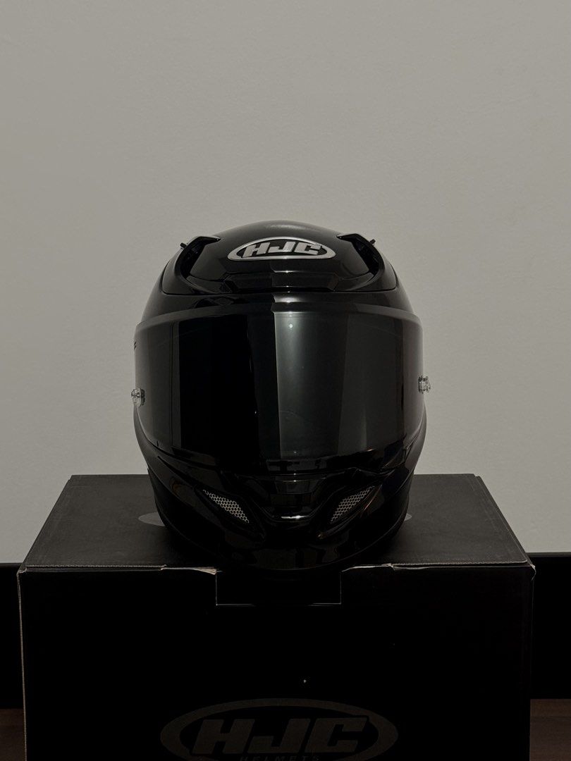 RPHA 12 Large - Complete Set (Category: Other Sports Equipment and Supplies) located in Bulacan. Submitted by kdcalantuan (Listing ID 1462889647, Image 1). Description: Used less than 5 times, always with a balaclava. 2024 production date. Bought directly from HJC QC. Smells new and can pass as new. I can provide my house address for transparency and for serious buyers who want to verify the item. SRP: ₱26,500 PINLOCK: ₱1,500 No last-price inquir