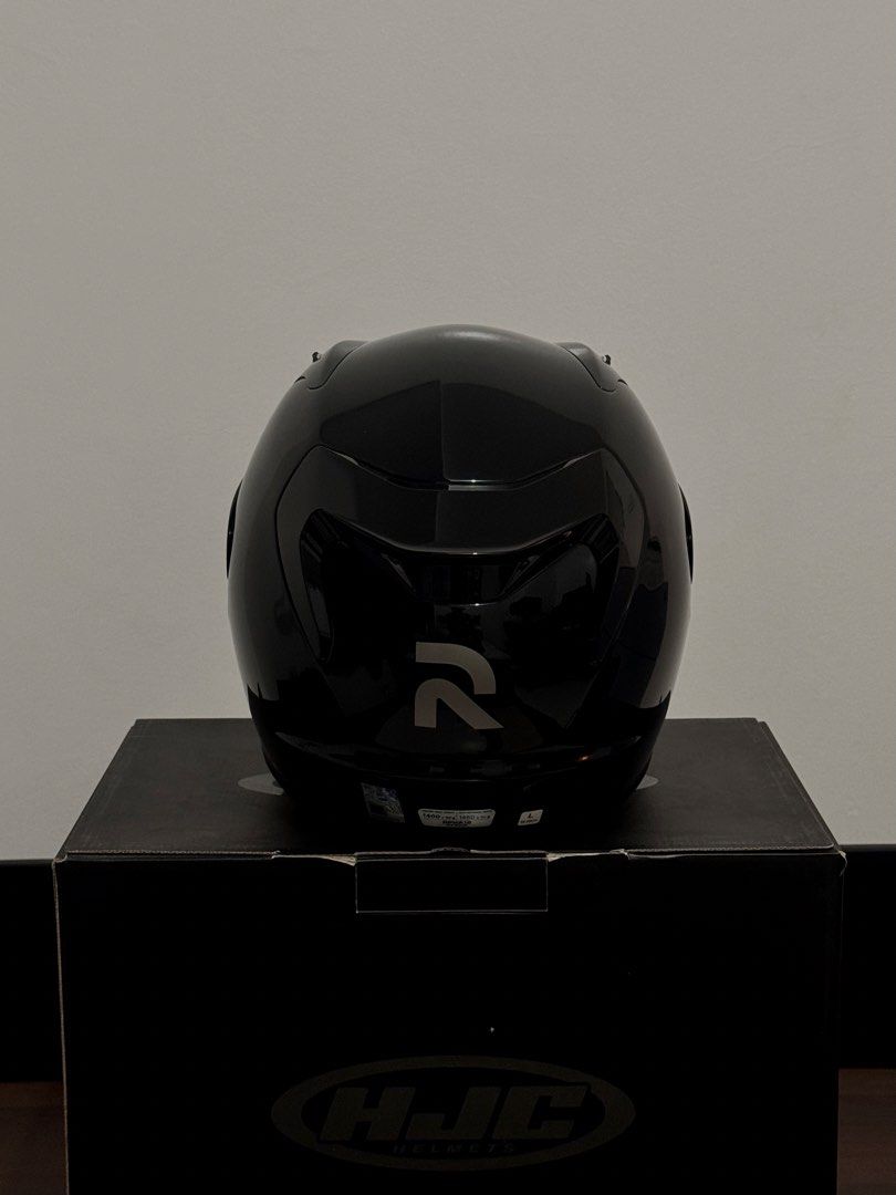 RPHA 12 Large - Complete Set (Category: Other Sports Equipment and Supplies) located in Bulacan. Submitted by kdcalantuan (Listing ID 1462889647, Image 3). Description: Used less than 5 times, always with a balaclava. 2024 production date. Bought directly from HJC QC. Smells new and can pass as new. I can provide my house address for transparency and for serious buyers who want to verify the item. SRP: ₱26,500 PINLOCK: ₱1,500 No last-price inquir