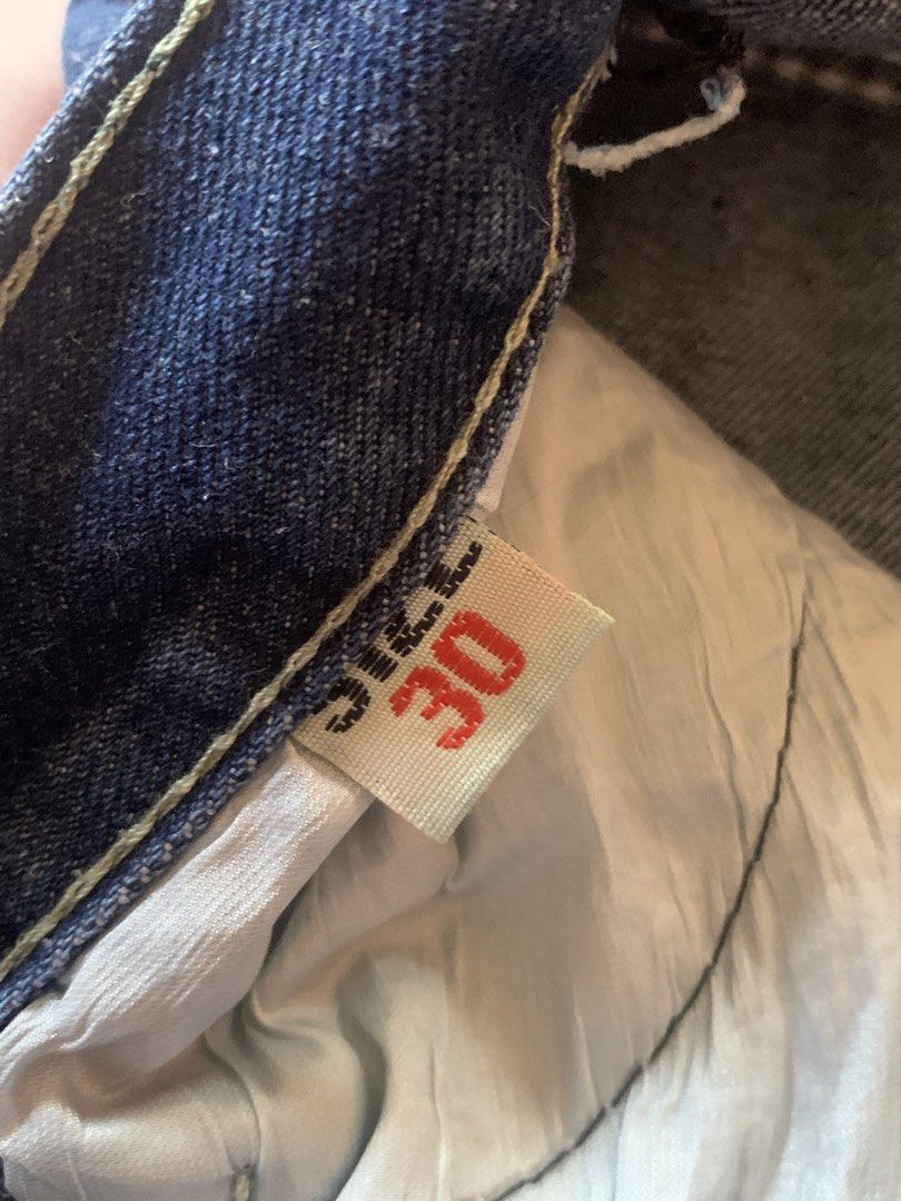 RRJ Jeans Superior (Category: Jeans) located in Navotas City. Submitted by elaitems (Listing ID 1462897031, Image 3). Description: - Dimensions: • width: 20 inches • length: 36 inches •Adults: Size 30 - Negotiable price - PRELOVED! - NOTE‼️ No issues or stain - UNISEX BRAND NEW - Dark wash RRJ jeans .