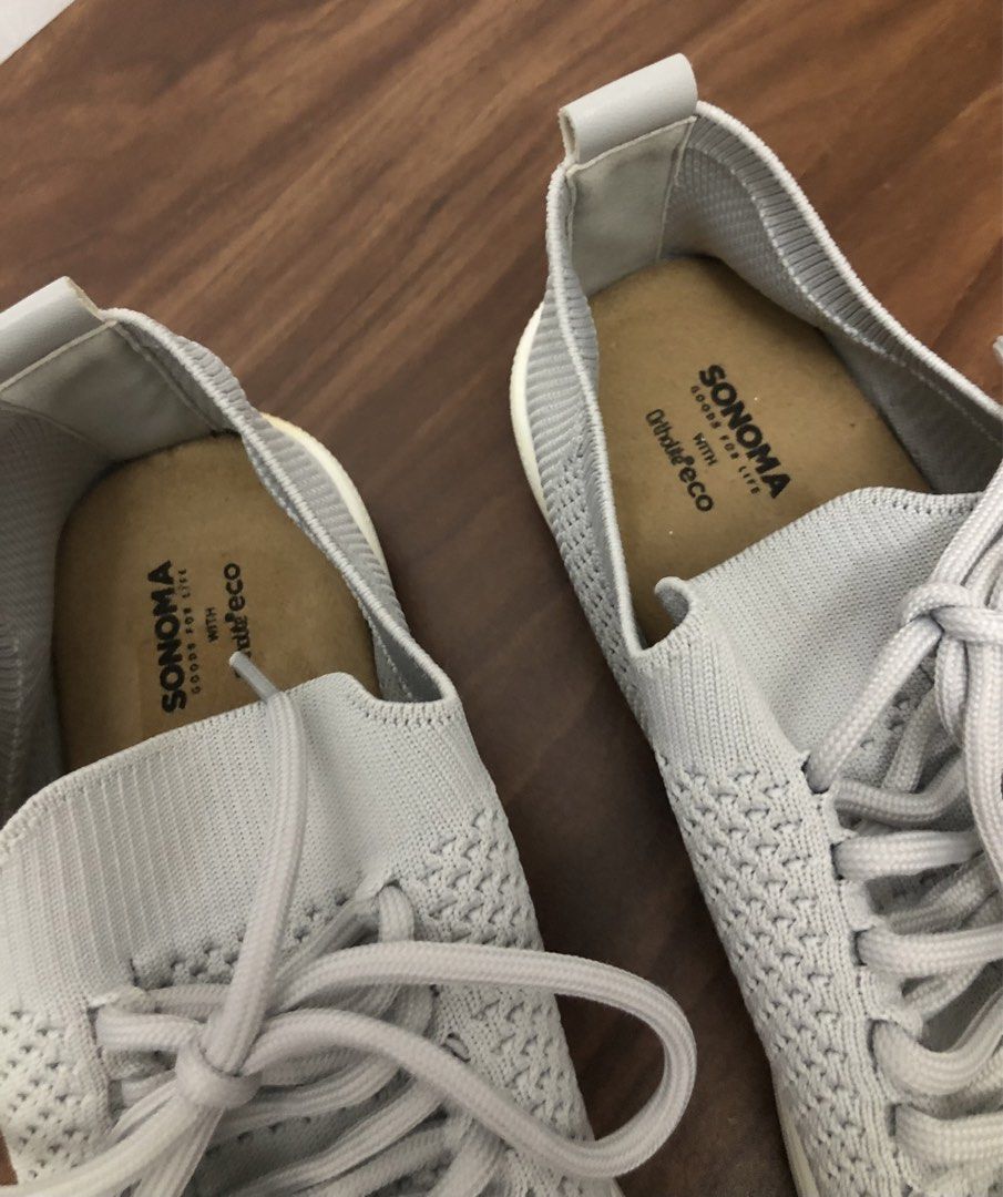 Running Shoes (Sonoma) (Category: Sneakers & Footwear) located in Cavite. Submitted by surplus_atbp (Listing ID 1463000833, Image 2). Description: .