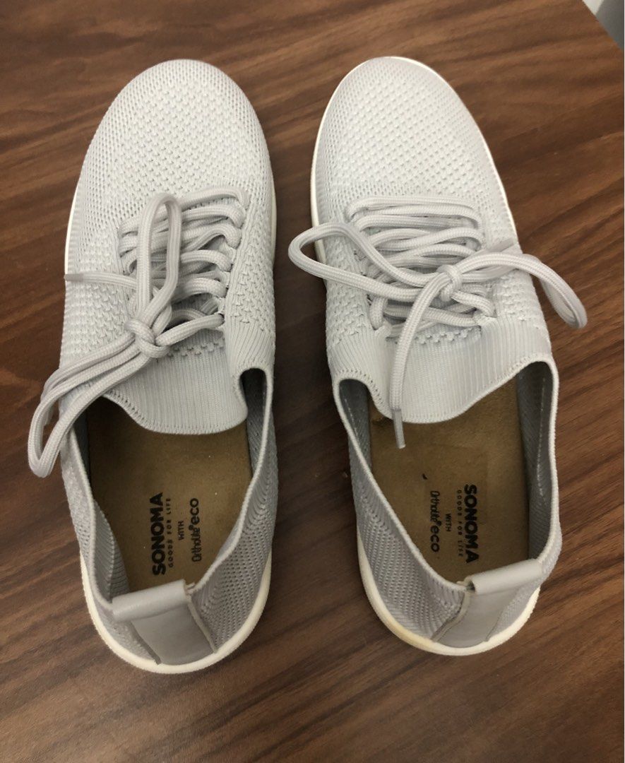 Running Shoes (Sonoma) (Category: Sneakers & Footwear) located in Cavite. Submitted by surplus_atbp (Listing ID 1463000833, Image 3). Description: .