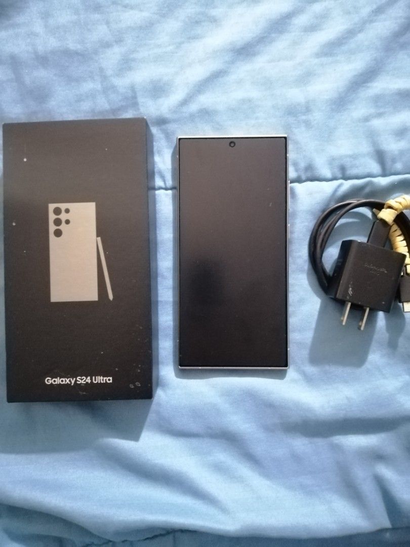 S24 Ultra (Category: Samsung) located in Makati City. Submitted by bunnyaviles (Listing ID 1462952144, Image 1). Description: i've been using this for a year only. with box and charger clean with screen protector open line can do meetup at Market market or sm megamall.