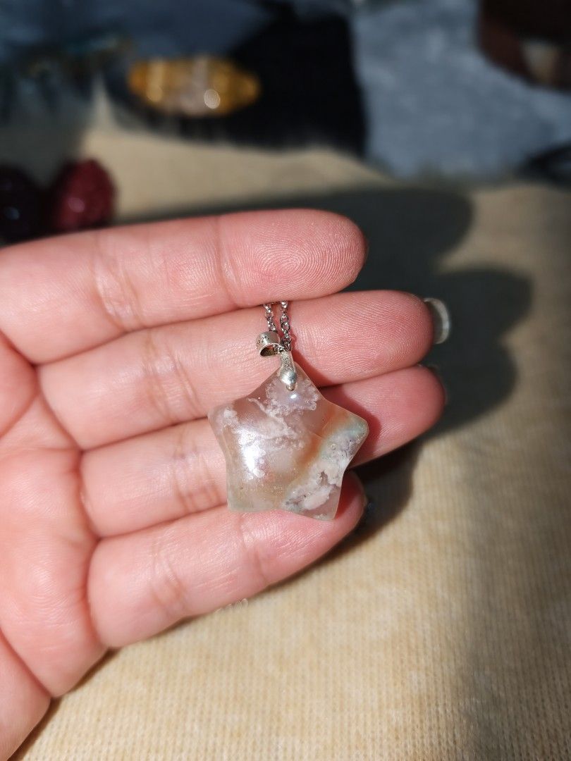 Sakura Agate Necklace Happinesa (Category: Necklaces) located in Quezon City. Submitted by piaoliangcollections.ph (Listing ID 1463096215, Image 1). Description: Sakura agate is a comforting crystal known for promoting emotional healing, personal growth, and inner peace. Key Benefits and Properties Emotional Healing: Soothes stress, anxiety, and fear while helping you release past emotional wounds or a broken heart. Personal Growth: Acts as a "St