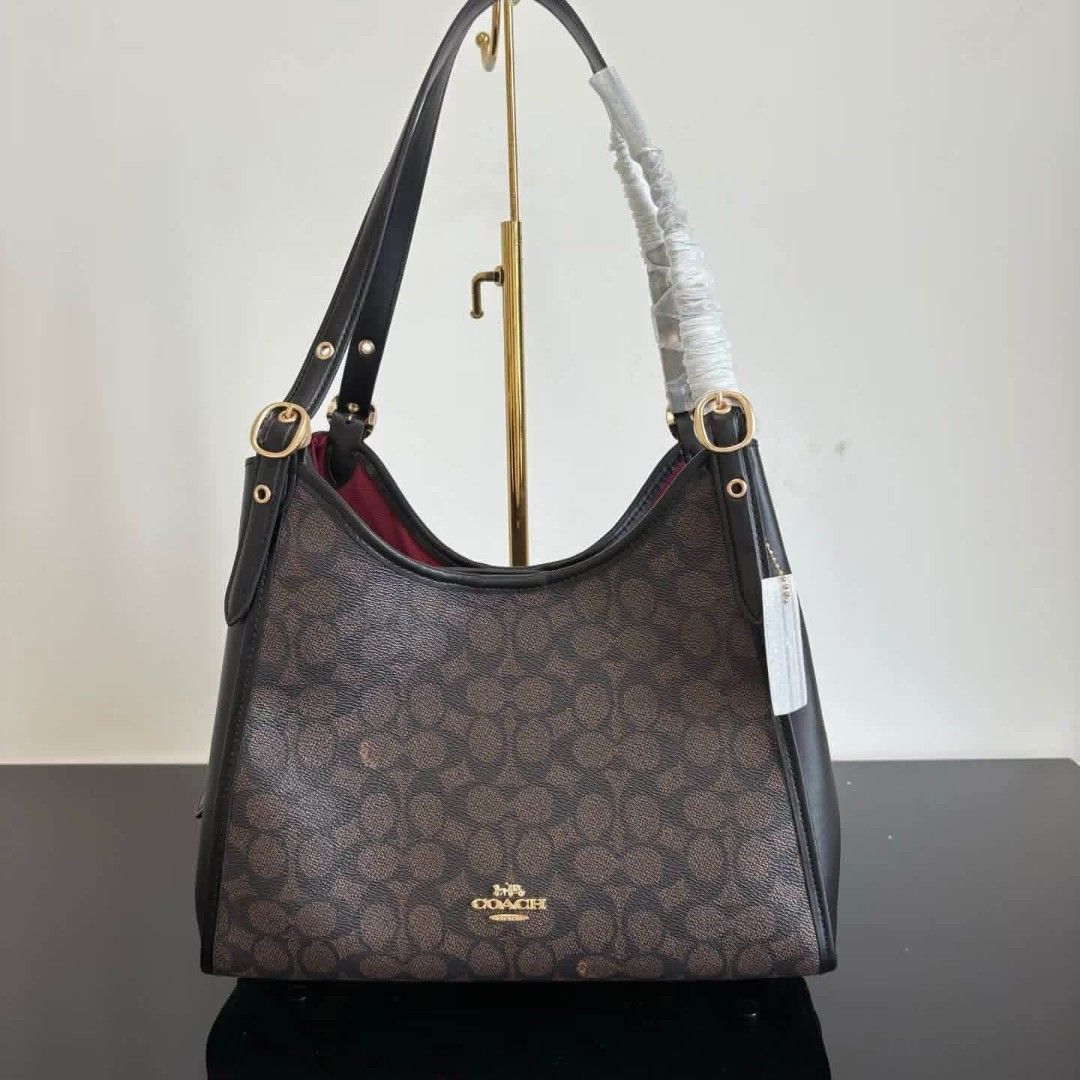 SALE.!! COACH ERIN BAG (Category: Luxury Bags & Wallets) located in Pasig City. Submitted by ttitalaana20198 (Listing ID 1463032915, Image 1). Description: BRANDNEW PAPER BAG/ DUST BAG/ TAG AND CARE CARD NO MEET UP PLEASE SAMEDAY DELIVERY IF IN DOUBT DONT INQUIRE PAY AS U ORDER. LIMITED STOCKS ACTUAL.PHOTO.
