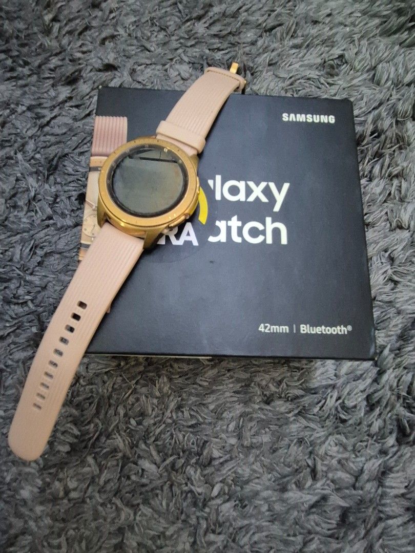 Samsung Galaxy Watch (Category: Samsung) located in Manila. Submitted by delightful_peacock (Listing ID 1463017524, Image 1). Description: Decluttering Sale Samsung Galaxy Watch 42mm Rose Gold • Bluetooth / Wi-Fi / GPS • 4GB storage • Comes with original box + charger • Charging properly • Pre-loved, good condition ₱4,000 negotiable BF Homes Las Pinas PM if interested..
